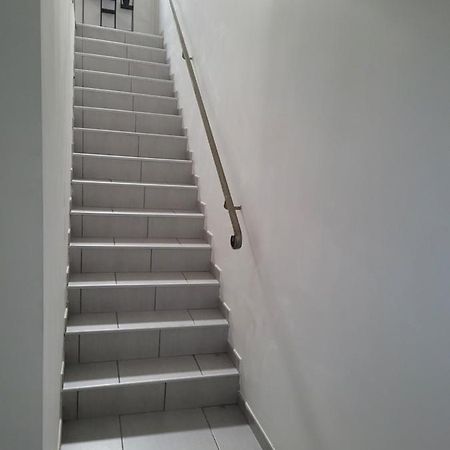 Appartement Avec Exterieur Aigues-Mortes Extérieur photo