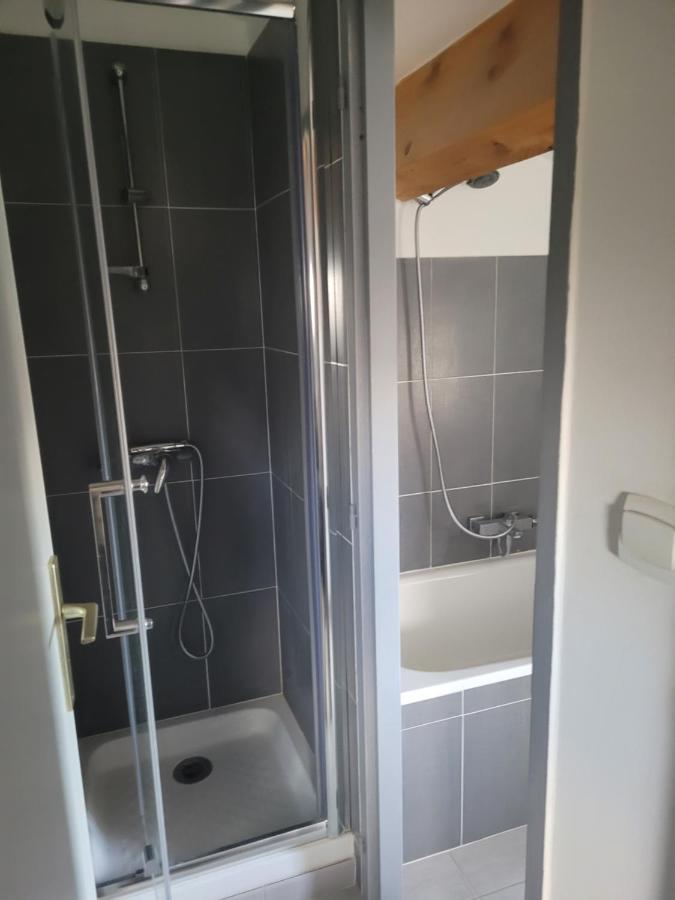 Appartement Avec Exterieur Aigues-Mortes Extérieur photo